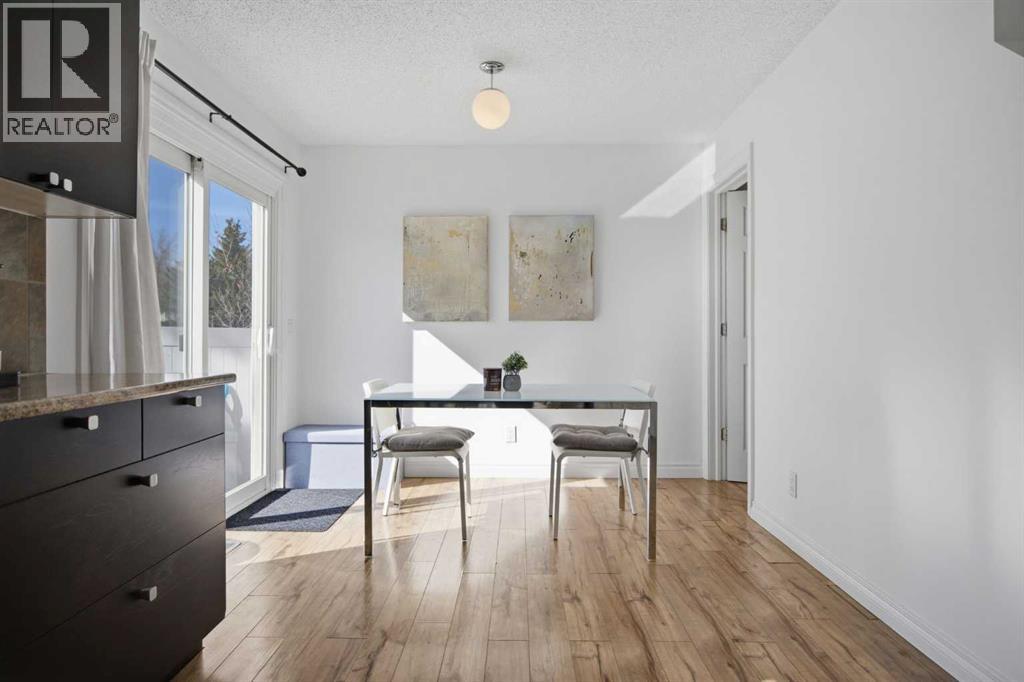 221 Deerpoint Lane Se, Calgary, Alberta  T2J 6M6 - Photo 16 - A2304085