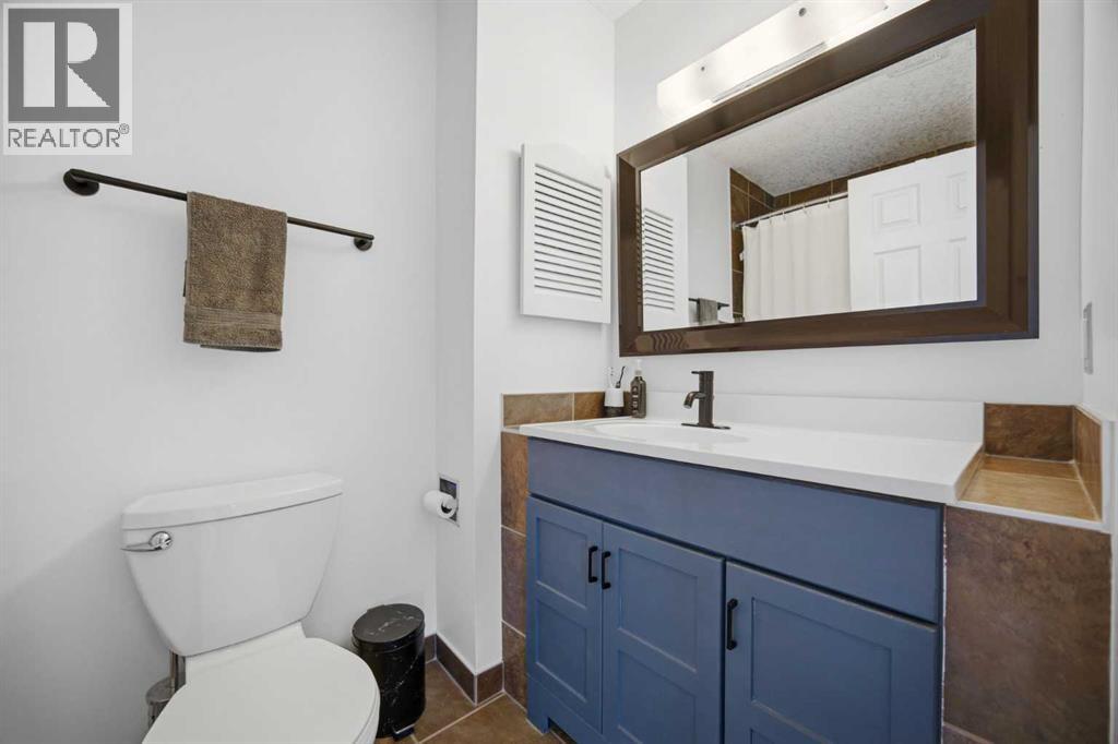 221 Deerpoint Lane Se, Calgary, Alberta  T2J 6M6 - Photo 25 - A2304085