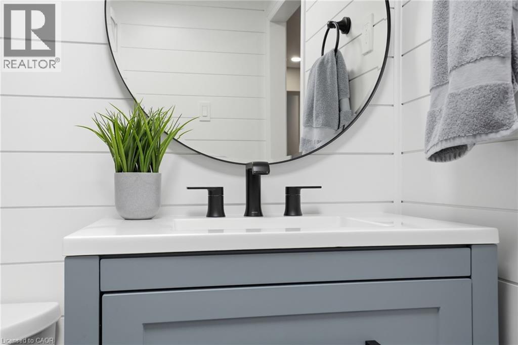 663 Mullin Way, Burlington, Ontario  L7L 4J6 - Photo 37 - 40823251