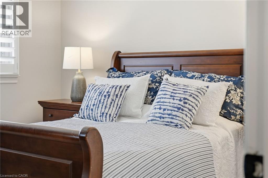 663 Mullin Way, Burlington, Ontario  L7L 4J6 - Photo 23 - 40823251