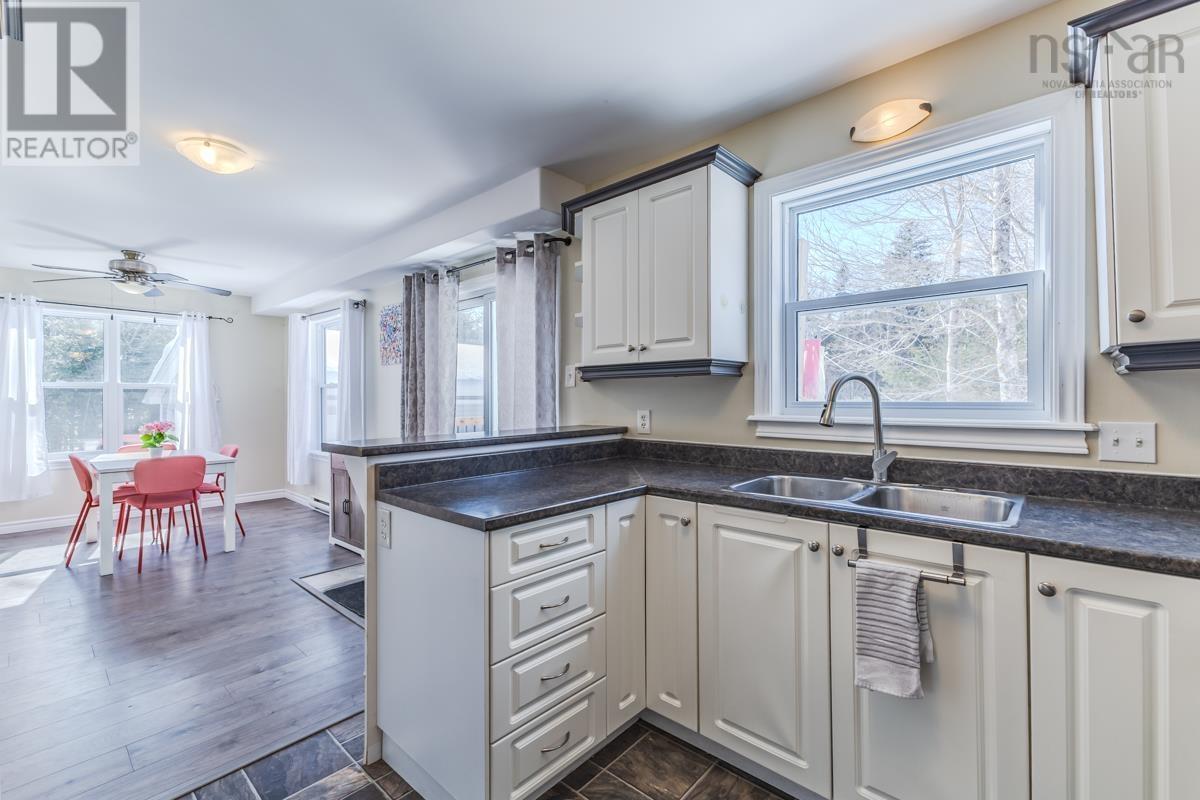 259 Lakecrest Drive, Mount Uniacke, Nova Scotia  B0N 1Z0 - Photo 14 - 202605003