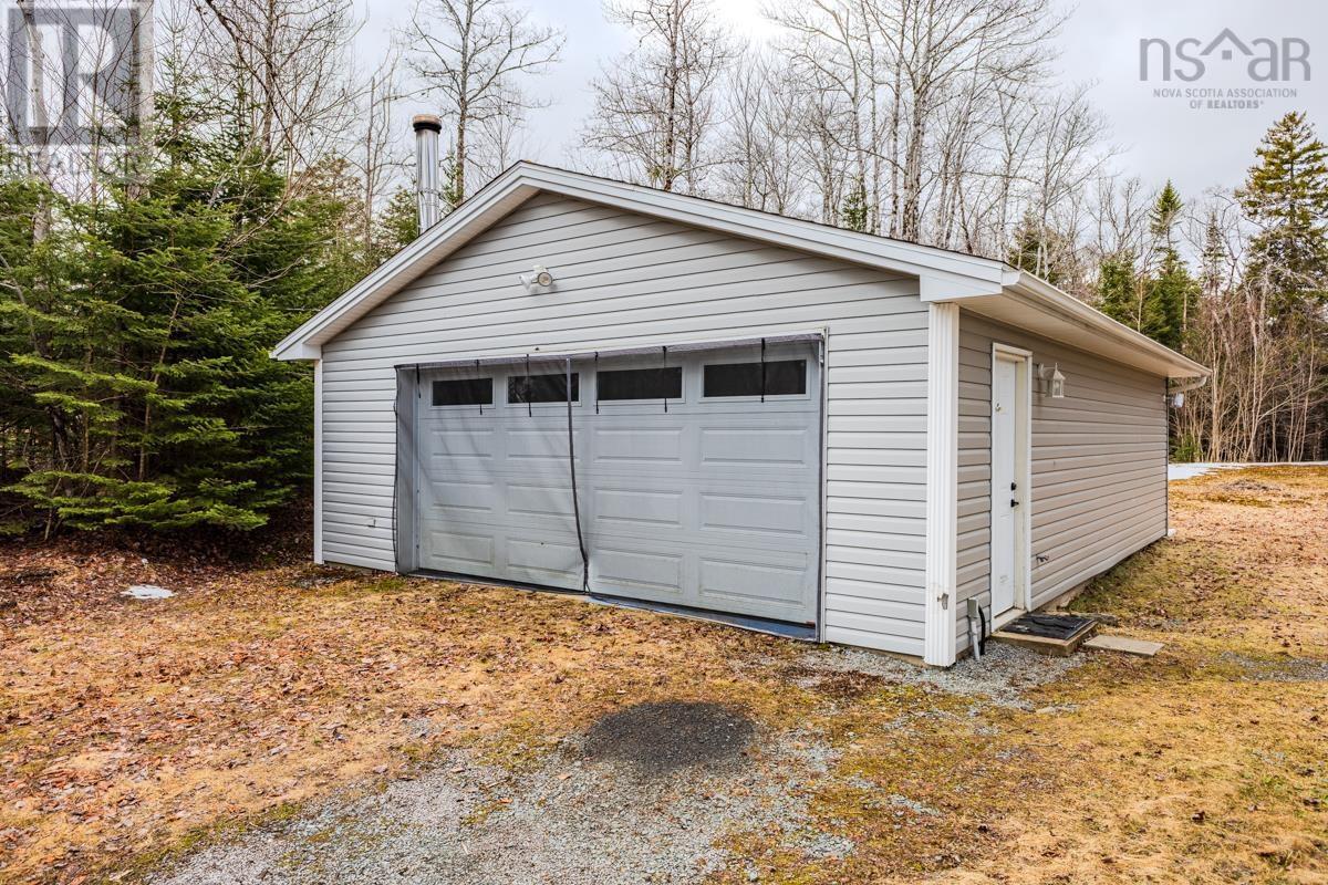 259 Lakecrest Drive, Mount Uniacke, Nova Scotia  B0N 1Z0 - Photo 4 - 202605003