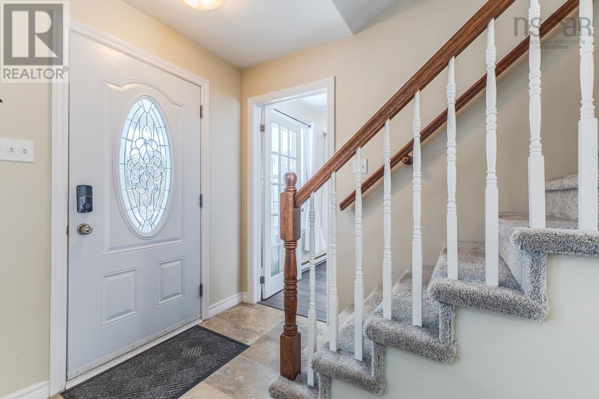 259 Lakecrest Drive, Mount Uniacke, Nova Scotia  B0N 1Z0 - Photo 5 - 202605003