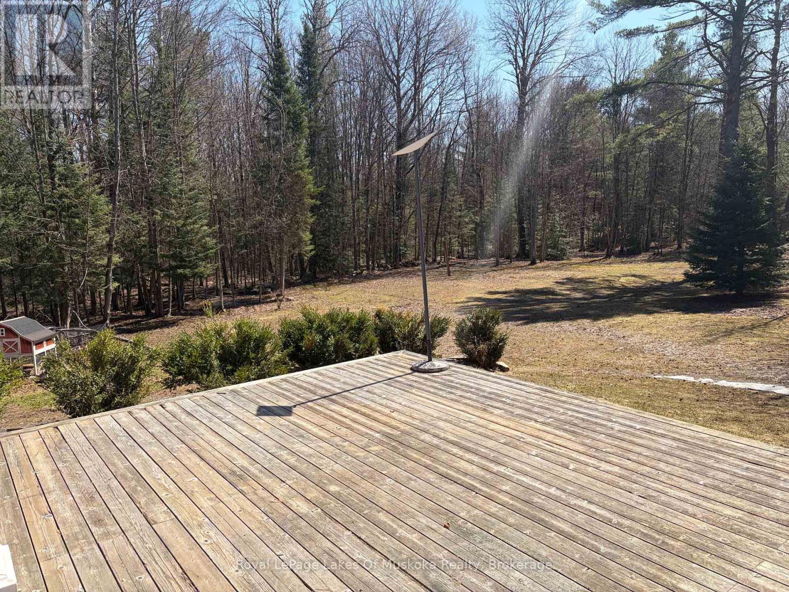 1039 Falkenburg Road, Bracebridge, Ontario  P1L 1X4 - Photo 10 - X12826080