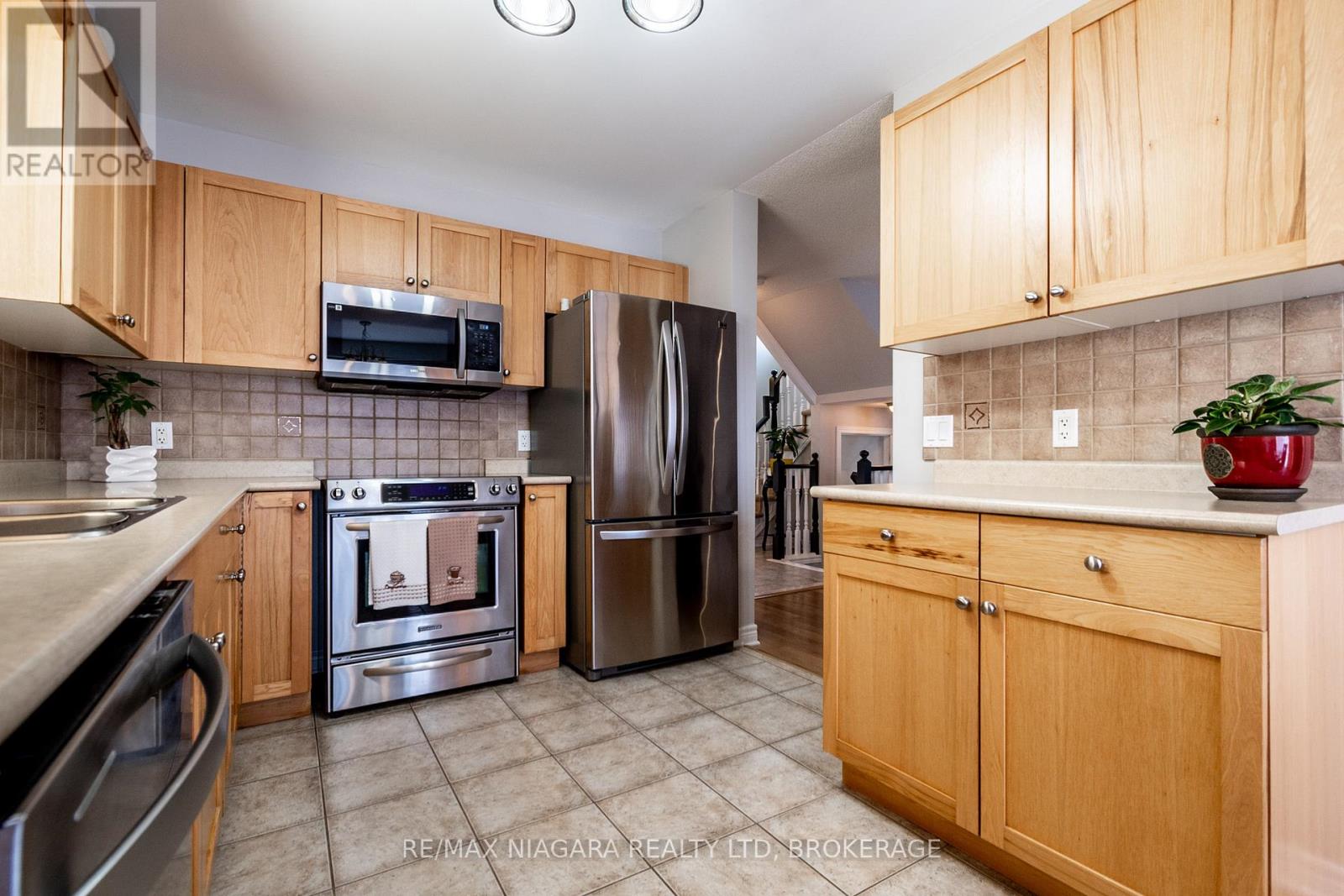 64 Westland Street, St. Catharines, Ontario  L2S 3W8 - Photo 11 - X13031734