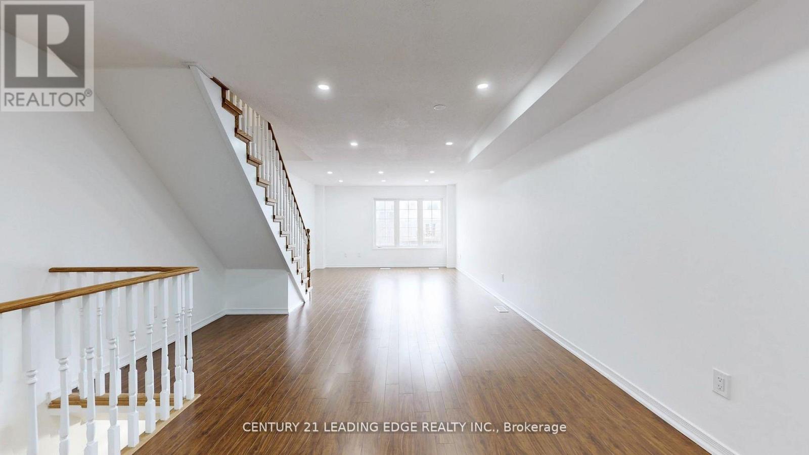 38 Rumi Crescent, Toronto, Ontario  M4A 2X6 - Photo 12 - C13031382