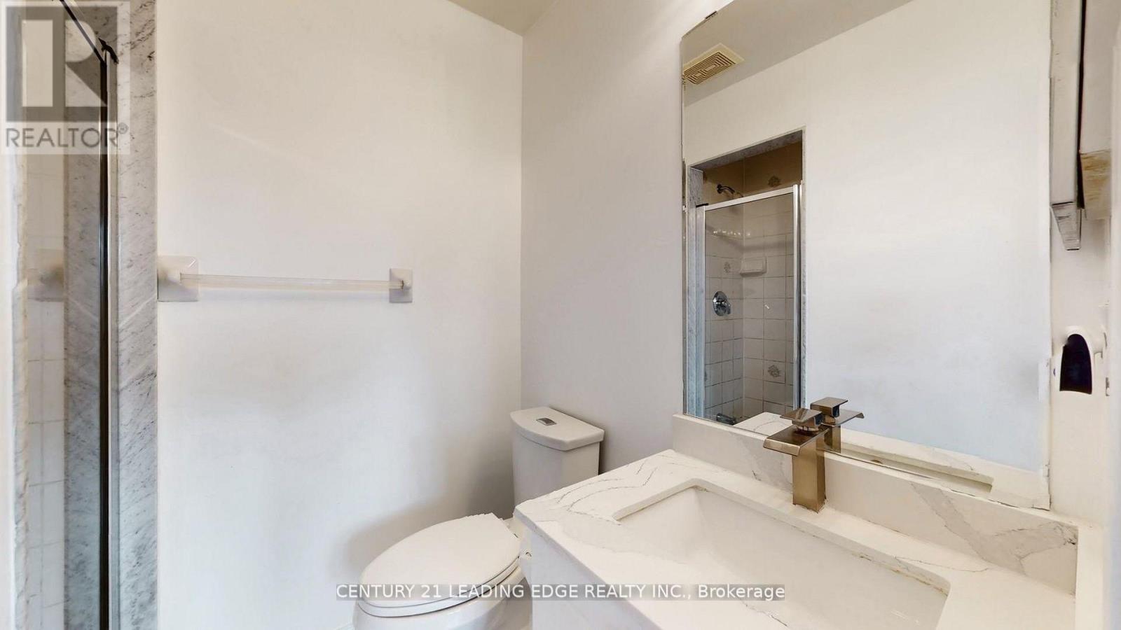 38 Rumi Crescent, Toronto, Ontario  M4A 2X6 - Photo 18 - C13031382