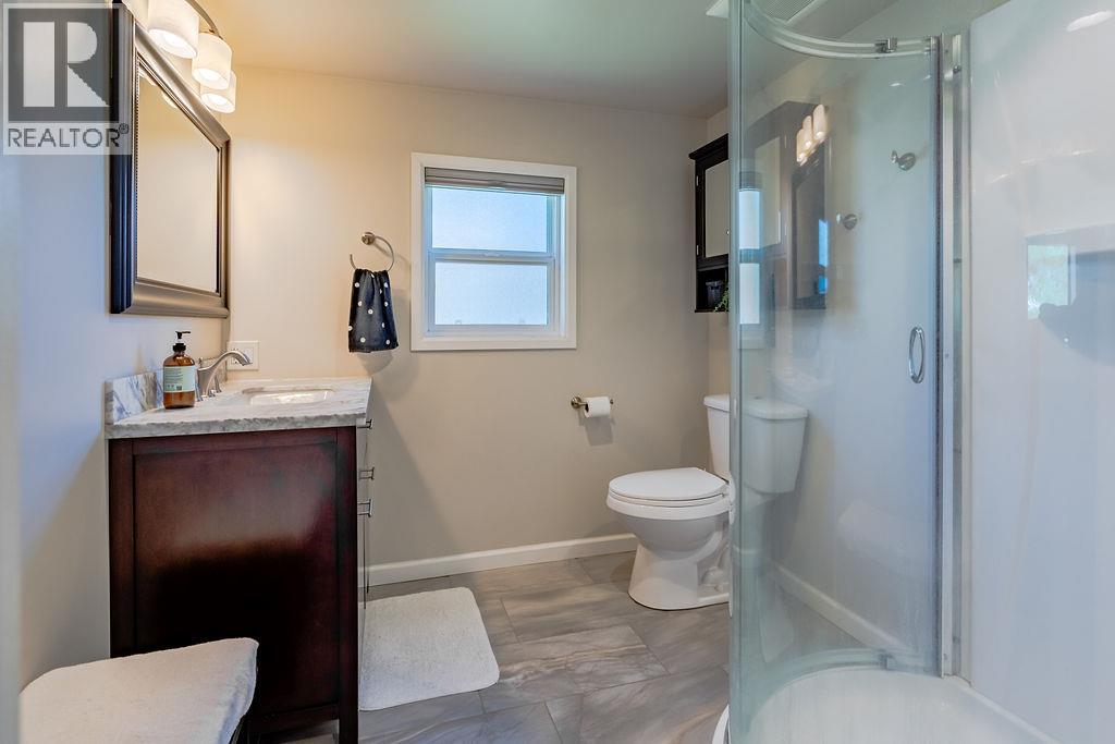 2465 3a Highway, Nelson, British Columbia  V1L 6K7 - Photo 19 - 10384192