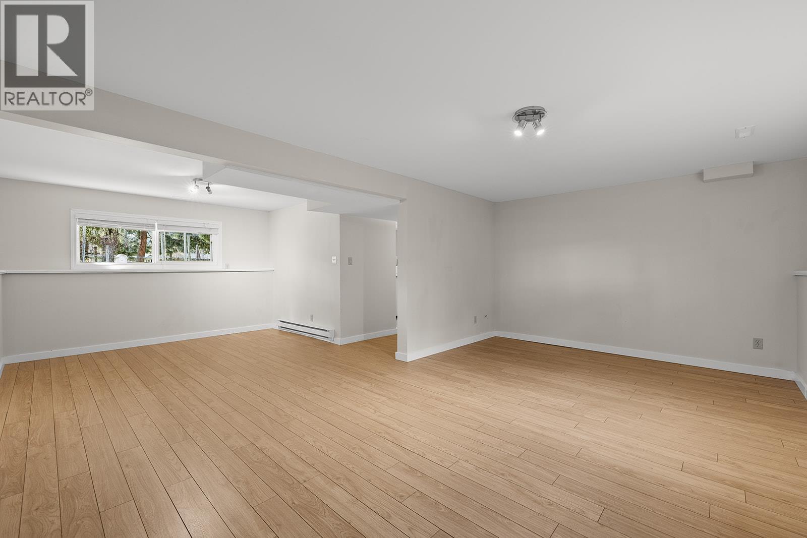 2085 Ruby Road, Kelowna, British Columbia  V1W 4B9 - Photo 33 - 10384160