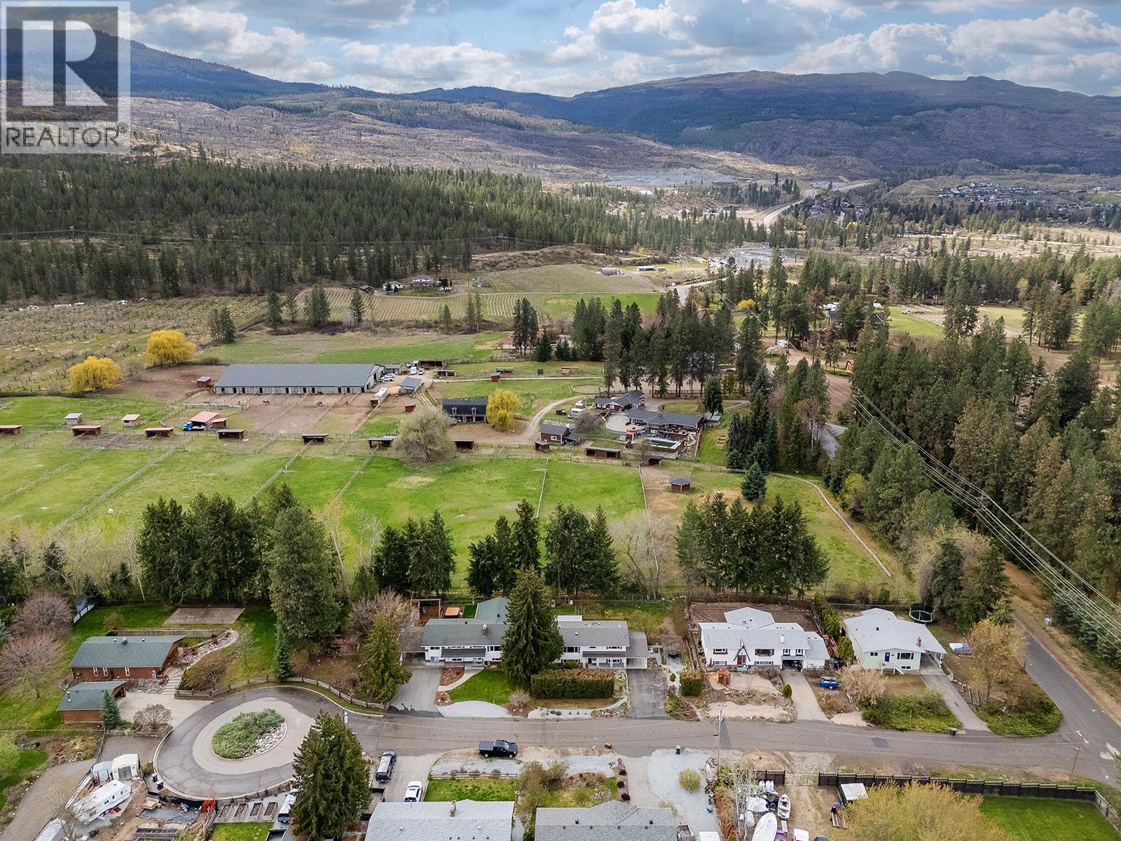 2085 Ruby Road, Kelowna, British Columbia  V1W 4B9 - Photo 61 - 10384160