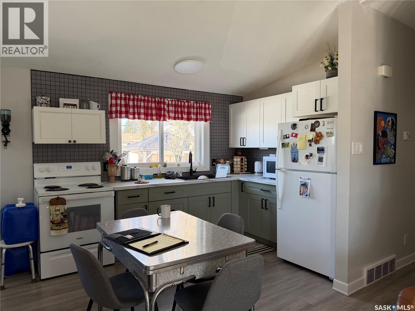 123 Mcallister Avenue, Porcupine Plain, Saskatchewan  S0E 1H0 - Photo 37 - SK020475