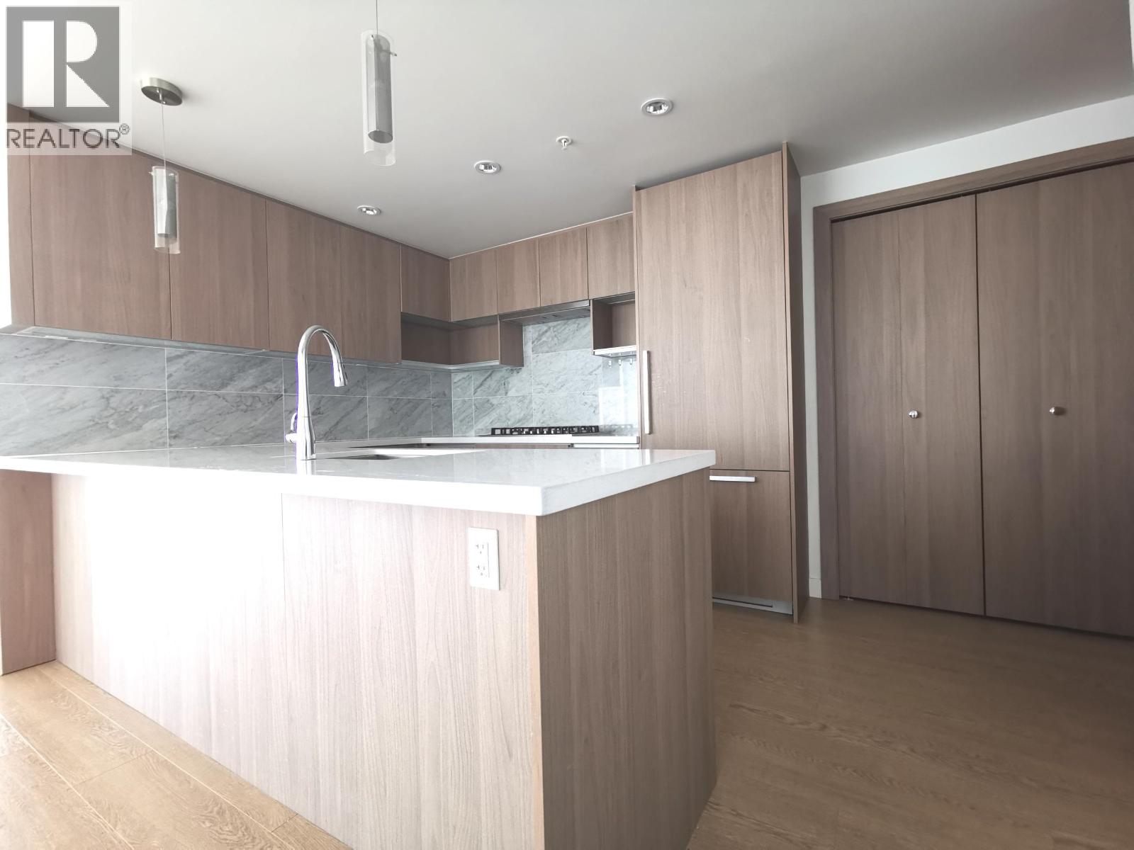 4003 6538 Nelson Avenue, Burnaby, British Columbia  V5H 0G5 - Photo 2 - R3114613