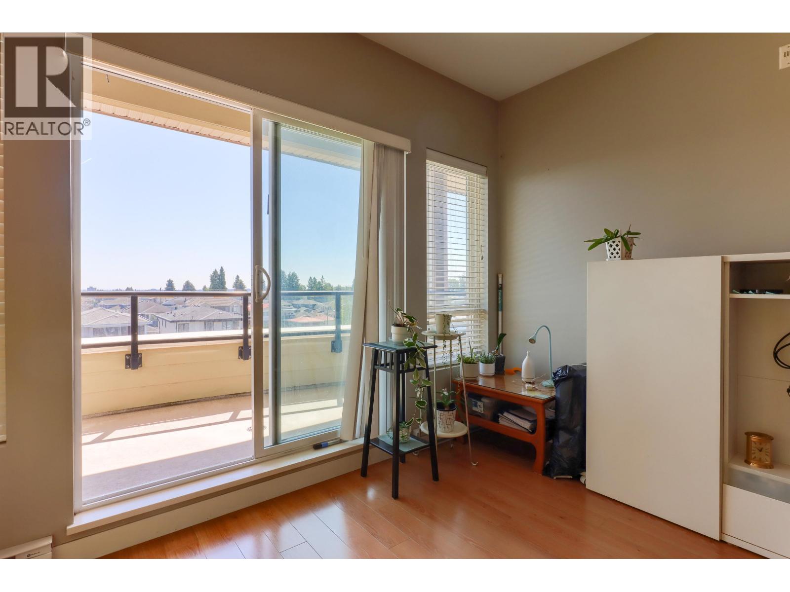 Ph1 7738 Edmonds Street, Burnaby, British Columbia  V3N 1B8 - Photo 8 - R3114623