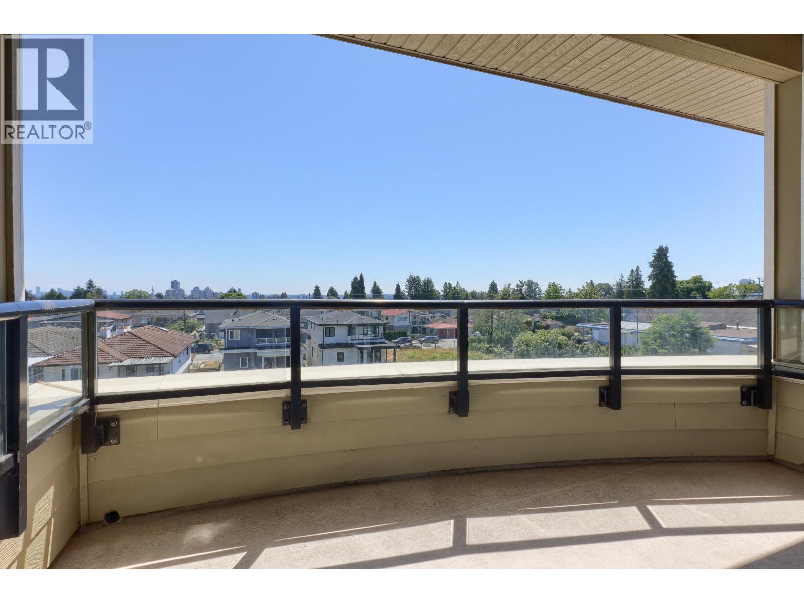 Ph1 7738 Edmonds Street, Burnaby, British Columbia  V3N 1B8 - Photo 9 - R3114623