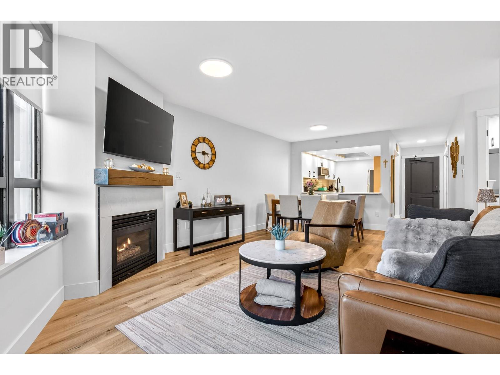 601 1196 Pipeline Road, Coquitlam, British Columbia  V3B 7Z6 - Photo 10 - R3114626