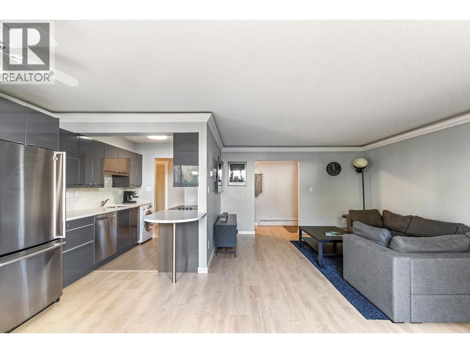 8965 Horne Street, Burnaby, British Columbia  V3N 4J8 - Photo 10 - R3114629