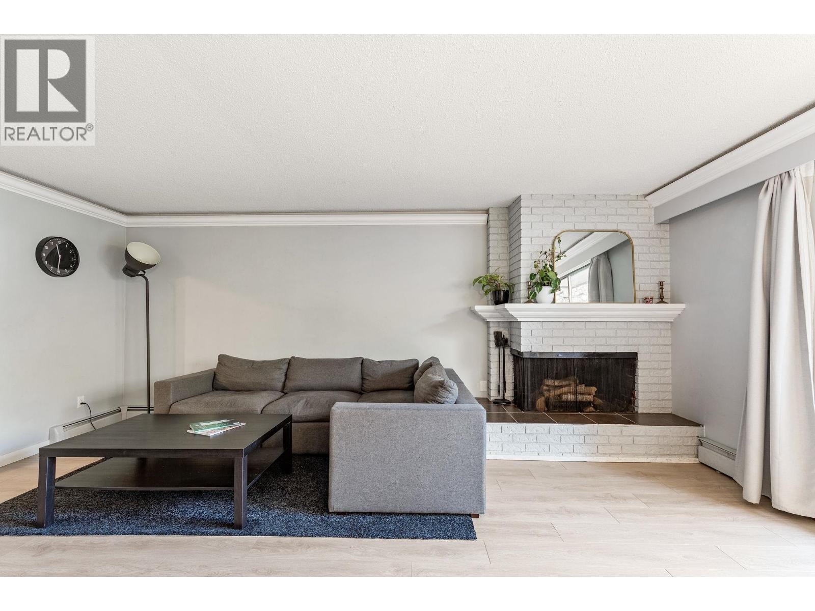 8965 Horne Street, Burnaby, British Columbia  V3N 4J8 - Photo 4 - R3114629