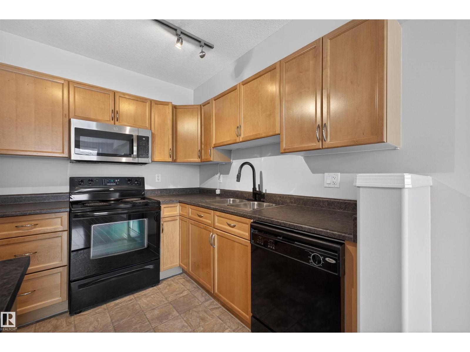 #102 1589 Glastonbury Bv NW, Edmonton, Alberta  T5T 2V1 - Photo 7 - E4476301