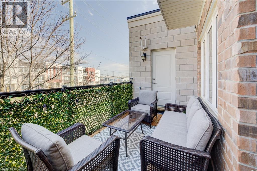 142 Daylily Lane, Kitchener, Ontario  N2R 0L7 - Photo 4 - 40823257