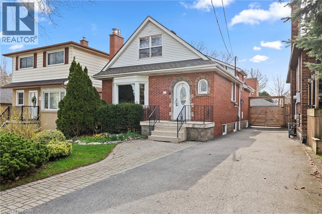 15 Millen Avenue, Hamilton, Ontario  L9A 2T5 - Photo 3 - 40823206