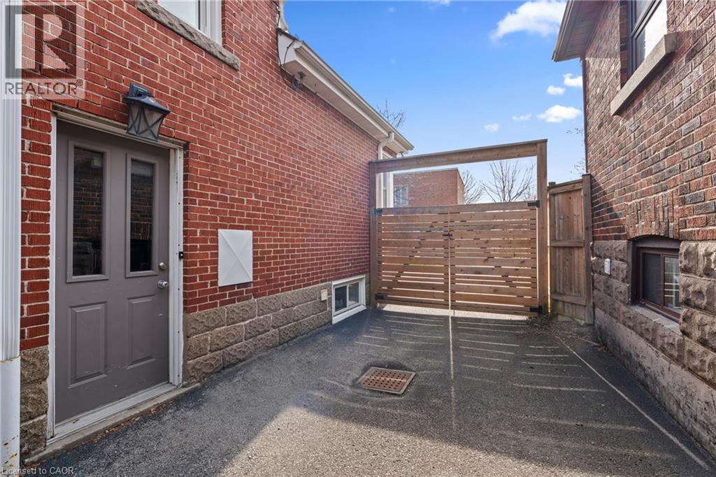 15 Millen Avenue, Hamilton, Ontario  L9A 2T5 - Photo 40 - 40823206