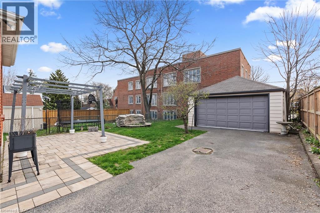 15 Millen Avenue, Hamilton, Ontario  L9A 2T5 - Photo 45 - 40823206