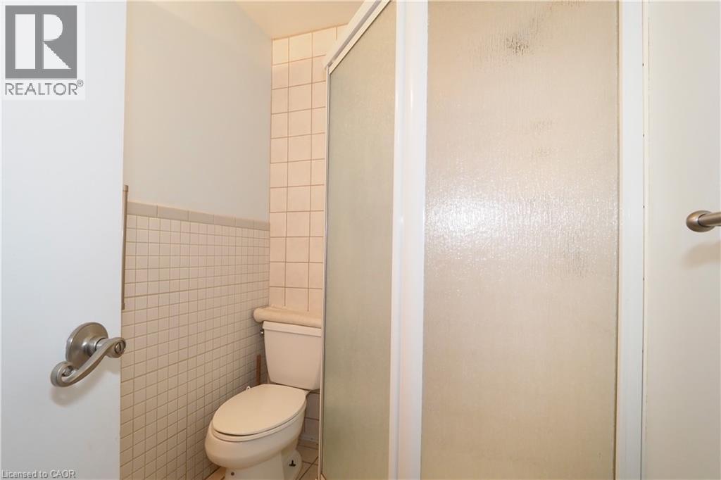 205 Duke Street E, Kitchener, Ontario  N2H 1A9 - Photo 17 - 40823134