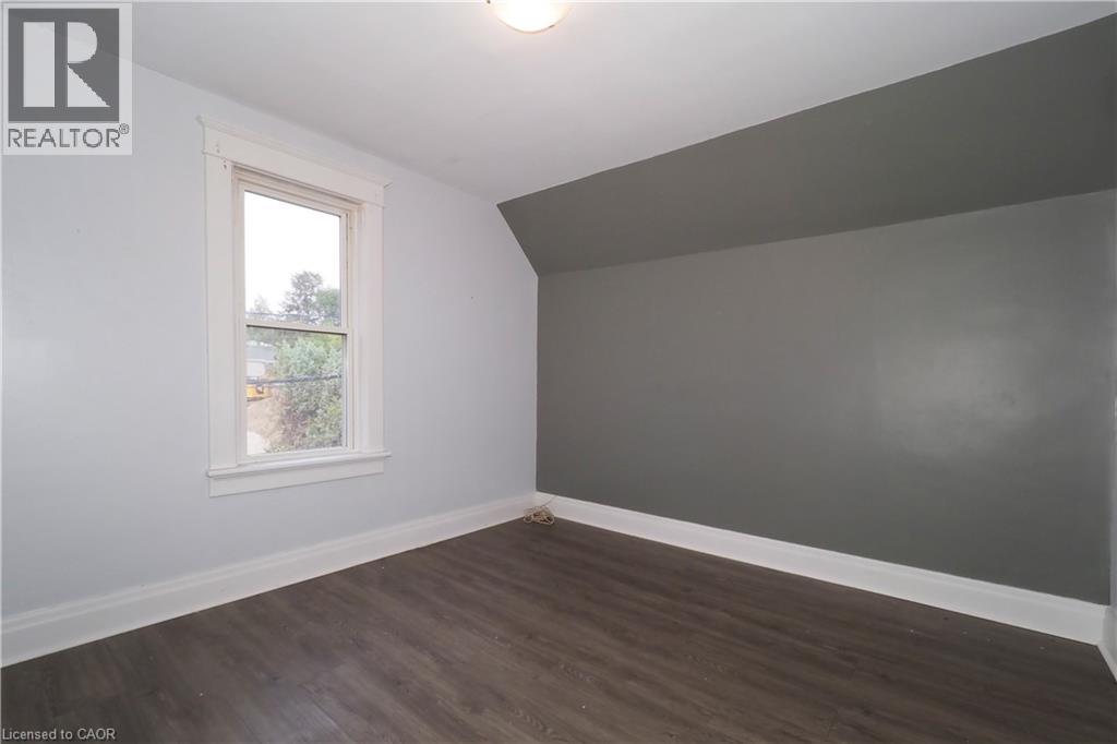 205 Duke Street E, Kitchener, Ontario  N2H 1A9 - Photo 24 - 40823134