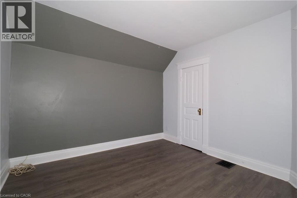 205 Duke Street E, Kitchener, Ontario  N2H 1A9 - Photo 25 - 40823134