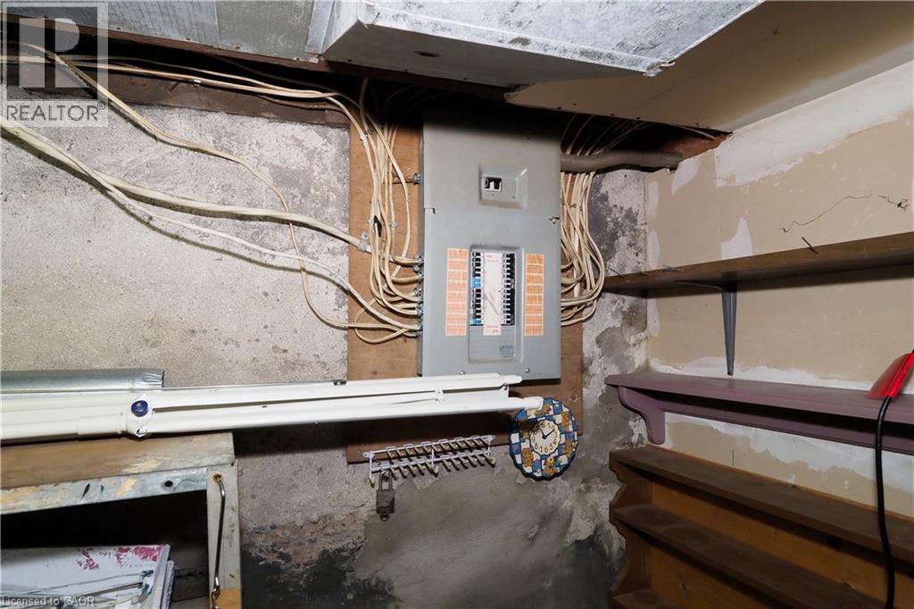 205 Duke Street E, Kitchener, Ontario  N2H 1A9 - Photo 34 - 40823134