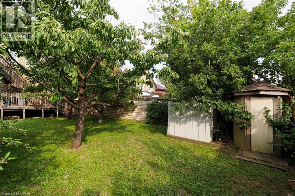 205 Duke Street E, Kitchener, Ontario  N2H 1A9 - Photo 38 - 40823134