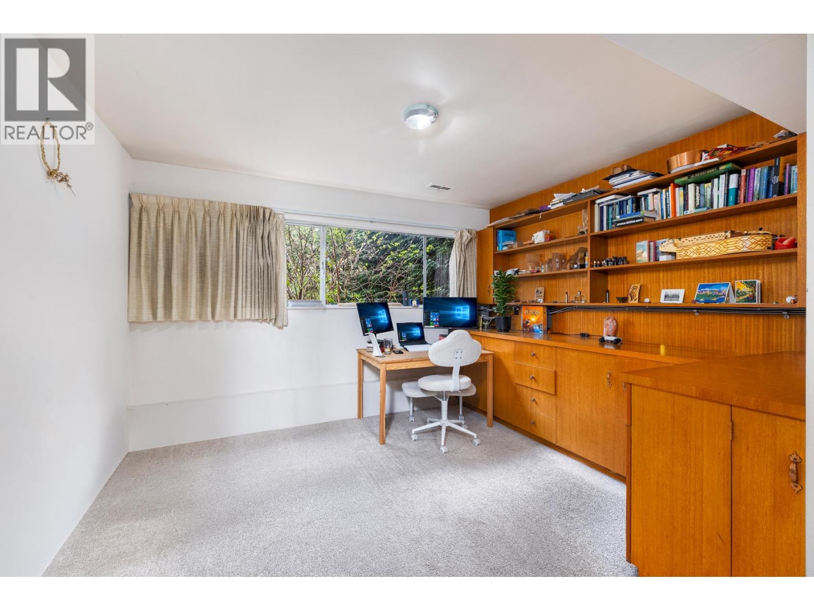 403 Newdale Court, North Vancouver, British Columbia  V7N 3H3 - Photo 28 - R3114652