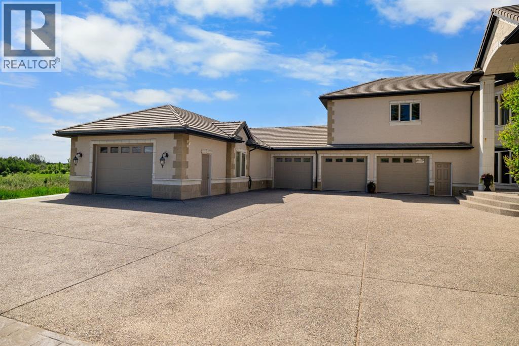 262060 Range Road 33, Rural Rocky View County, Alberta  T4C 0G6 - Photo 45 - A2302494