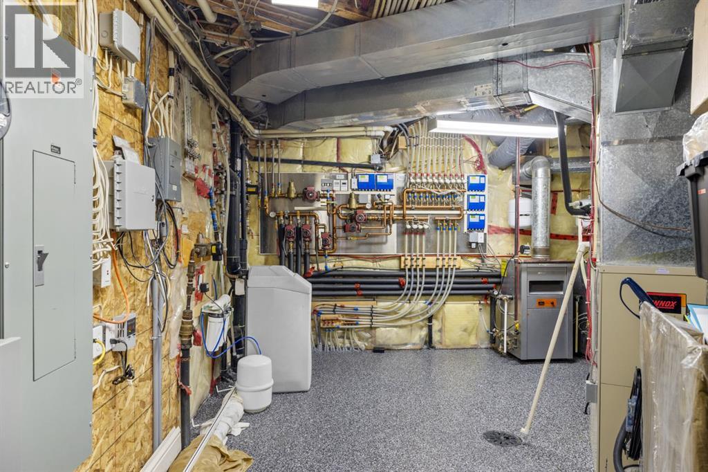 262060 Range Road 33, Rural Rocky View County, Alberta  T4C 0G6 - Photo 39 - A2302494