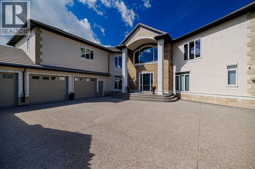 262060 Range Road 33, Rural Rocky View County, Alberta  T4C 0G6 - Photo 2 - A2302494