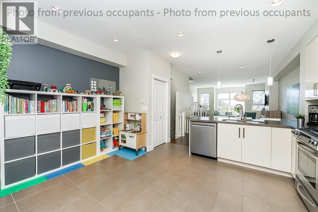 3 3431 Galloway Avenue, Coquitlam, British Columbia  V3E 0G8 - Photo 11 - R3114611