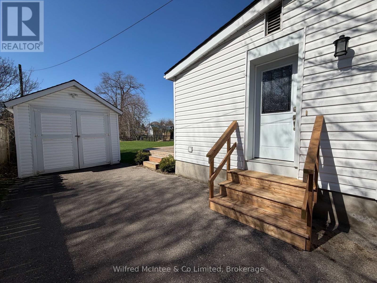 207 John Street N, Brockton, Ontario  N0G 2V0 - Photo 4 - X13031588