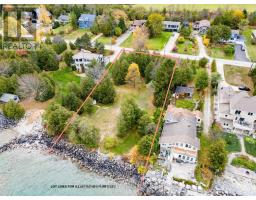 297 LAKESHORE ROAD N, Meaford, Ontario