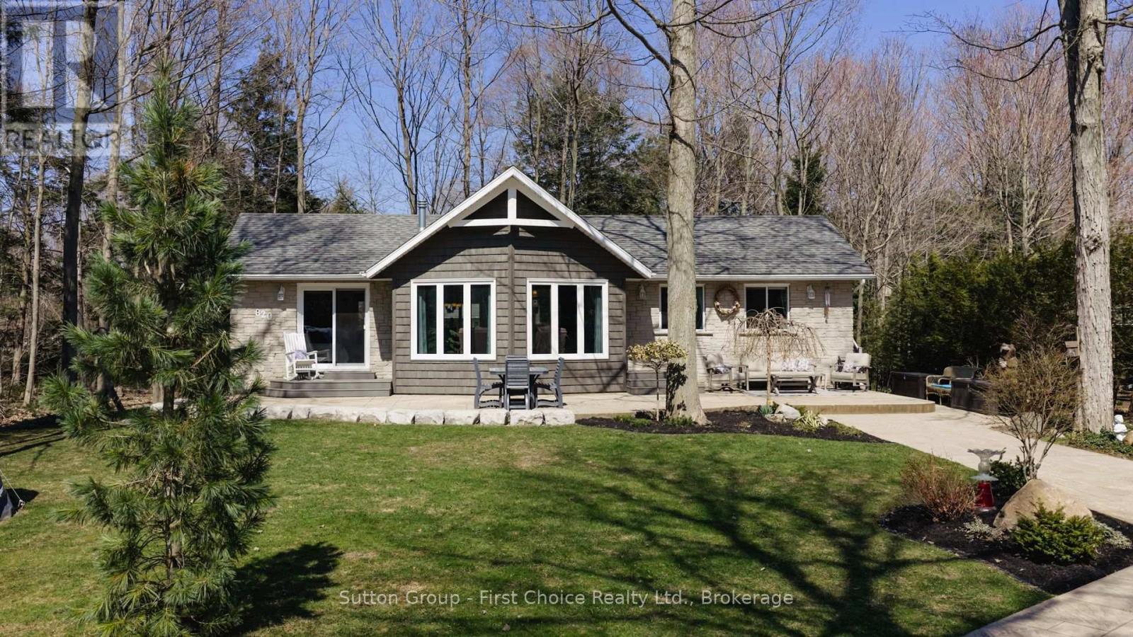 820 WILSON AVENUE, Huron-Kinloss, Ontario