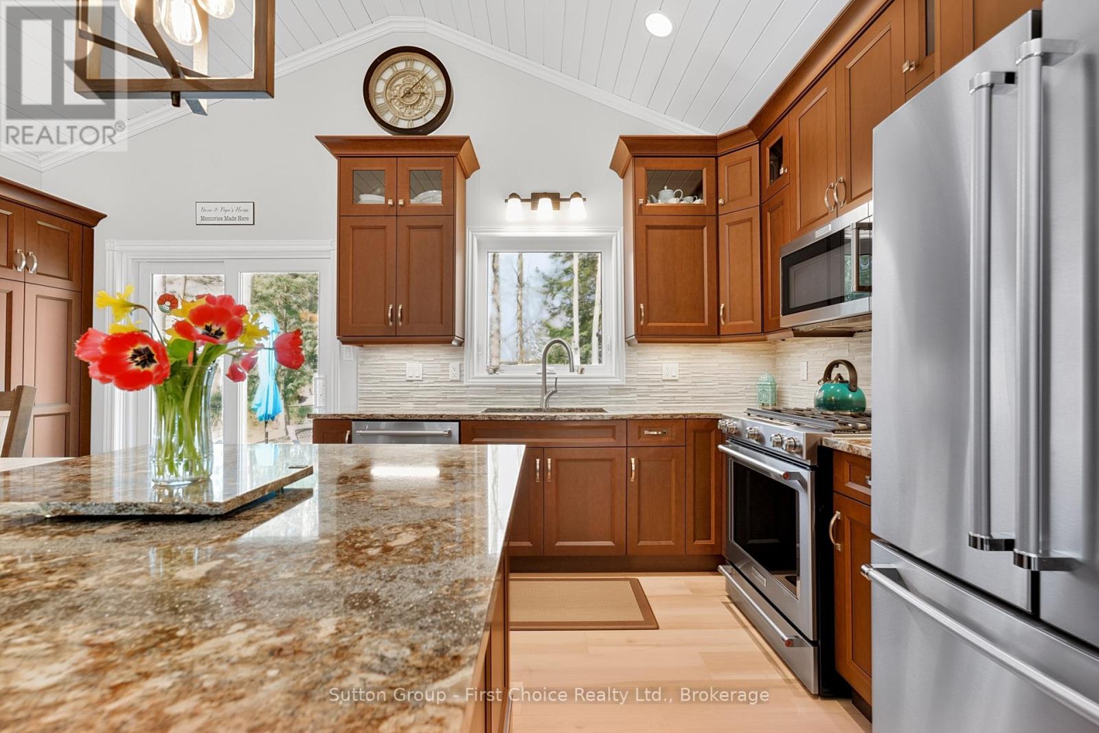 820 Wilson Avenue, Huron-Kinloss, Ontario  N0G 2R0 - Photo 11 - X13031712