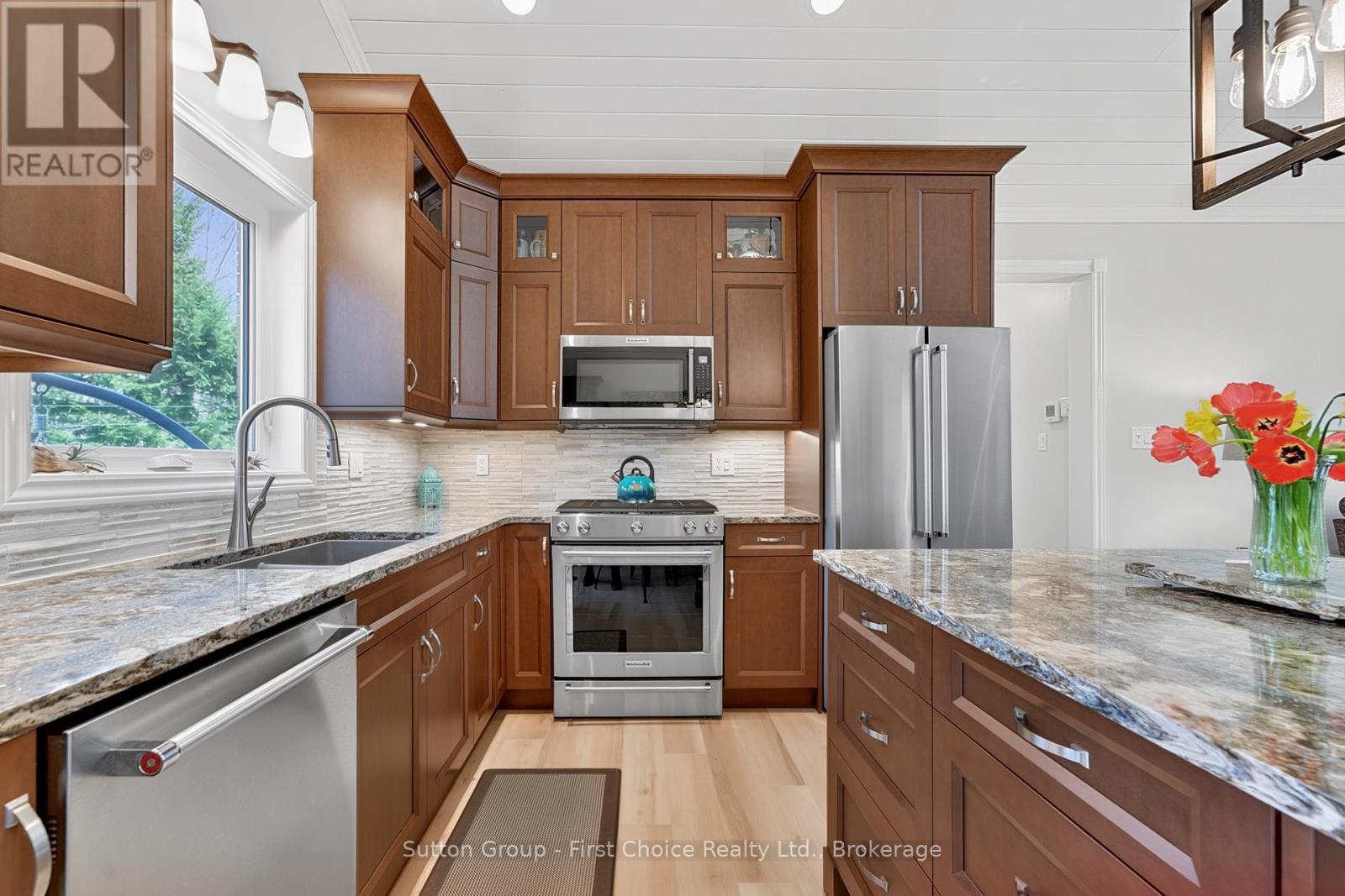 820 Wilson Avenue, Huron-Kinloss, Ontario  N0G 2R0 - Photo 12 - X13031712