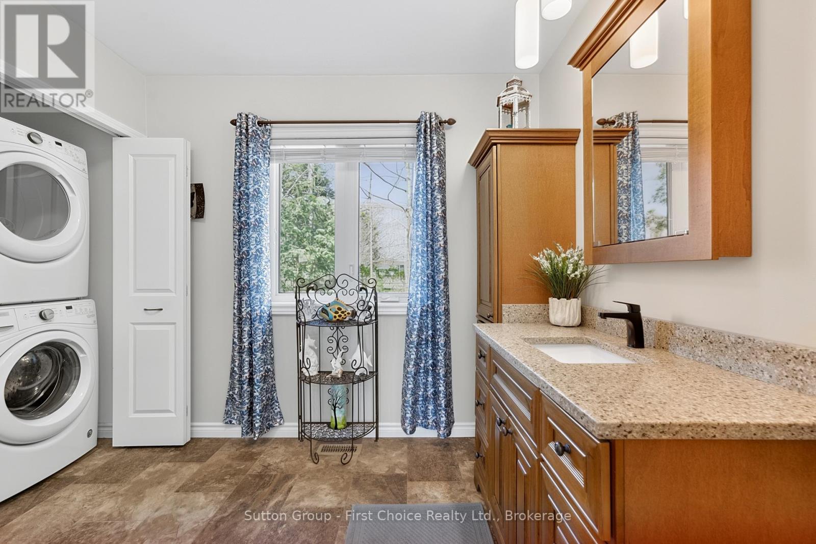 820 Wilson Avenue, Huron-Kinloss, Ontario  N0G 2R0 - Photo 15 - X13031712