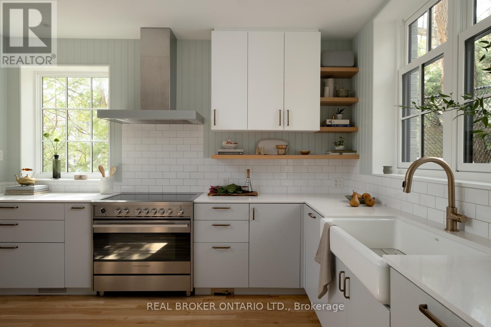 50 Poplar Plains Crescent, Toronto, Ontario  M4V 1E8 - Photo 12 - C13031686