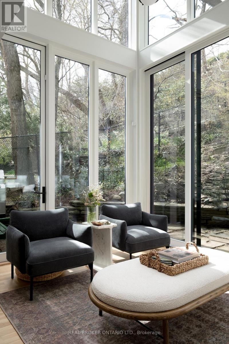 50 Poplar Plains Crescent, Toronto, Ontario  M4V 1E8 - Photo 15 - C13031686