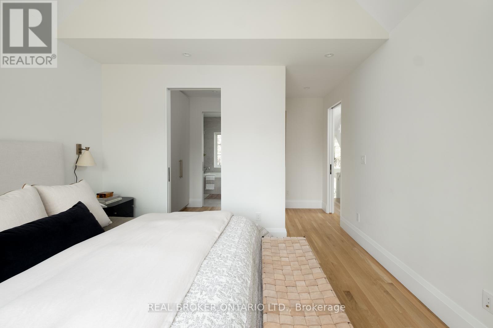 50 Poplar Plains Crescent, Toronto, Ontario  M4V 1E8 - Photo 21 - C13031686