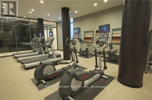 1409 - 770 Bay Street, Toronto, Ontario  M5G 0A6 - Photo 5 - C13031724