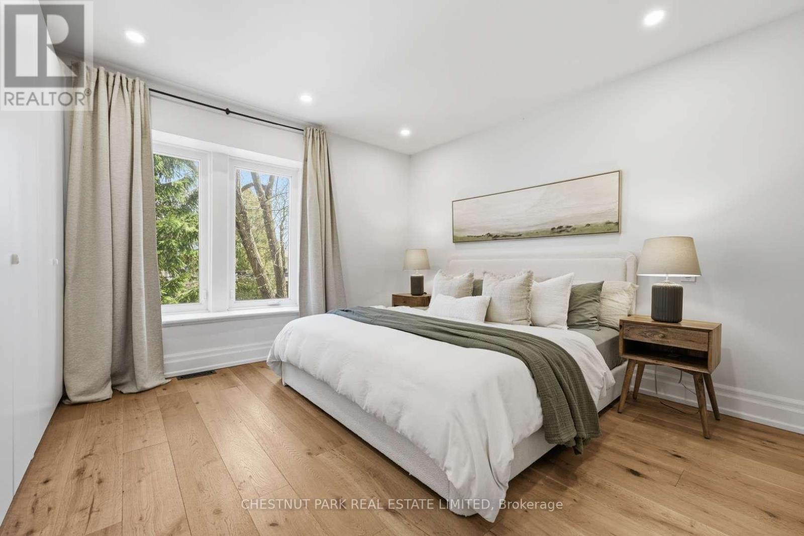 430 Jones Avenue, Toronto, Ontario  M4J 3G3 - Photo 19 - E13031602