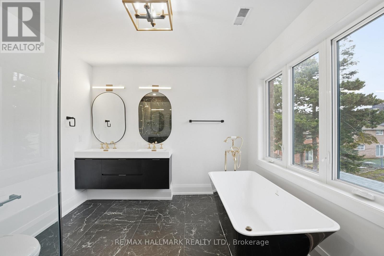 49 Greendowns Drive, Toronto, Ontario  M1M 2G6 - Photo 12 - E13031622