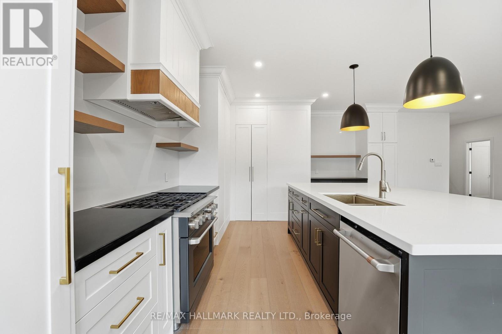 49 Greendowns Drive, Toronto, Ontario  M1M 2G6 - Photo 4 - E13031622