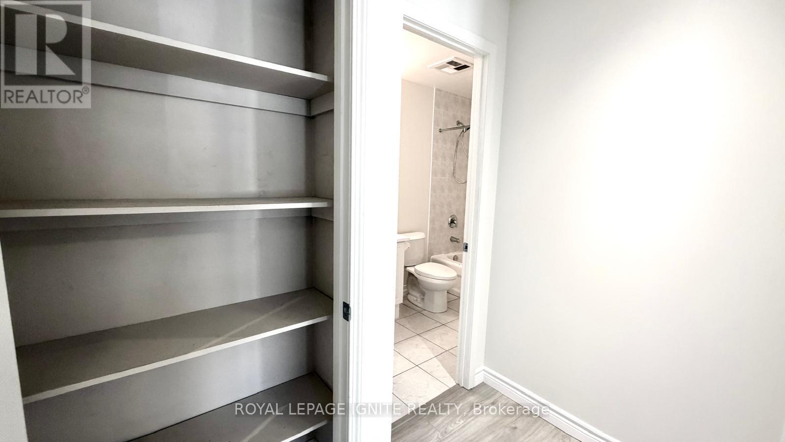 105 - 128 Aspen Springs Drive, Clarington, Ontario  L1C 0G9 - Photo 5 - E13031718